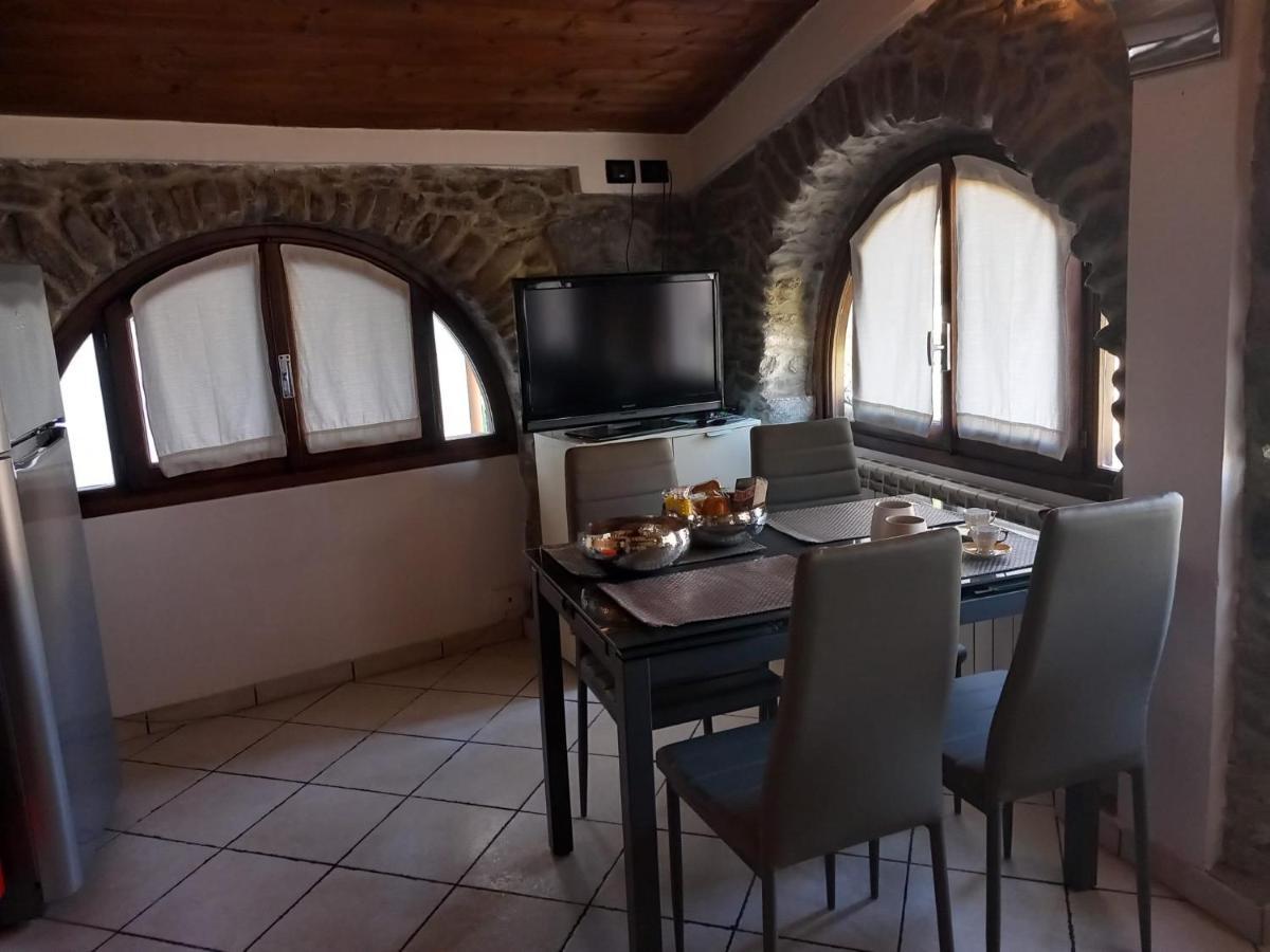דירות דולצ'אקווה Casa Ale מראה חיצוני תמונה